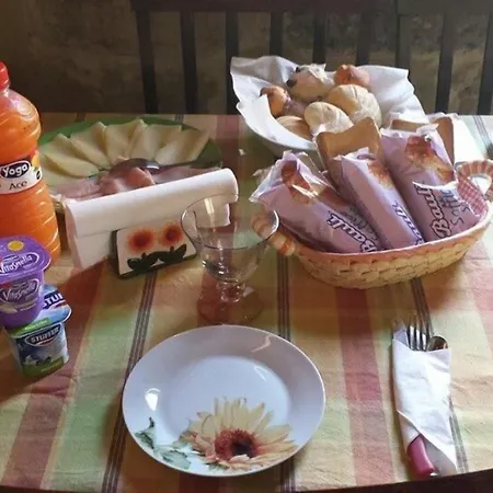 La Casetta Bed and breakfast