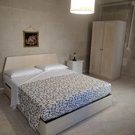 Alojamento de Acomodação e Pequeno-almoço La Casetta Cavallino di Lecce